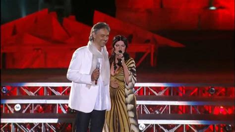 andrea bocelli vivere|andrea bocelli laura pausini.